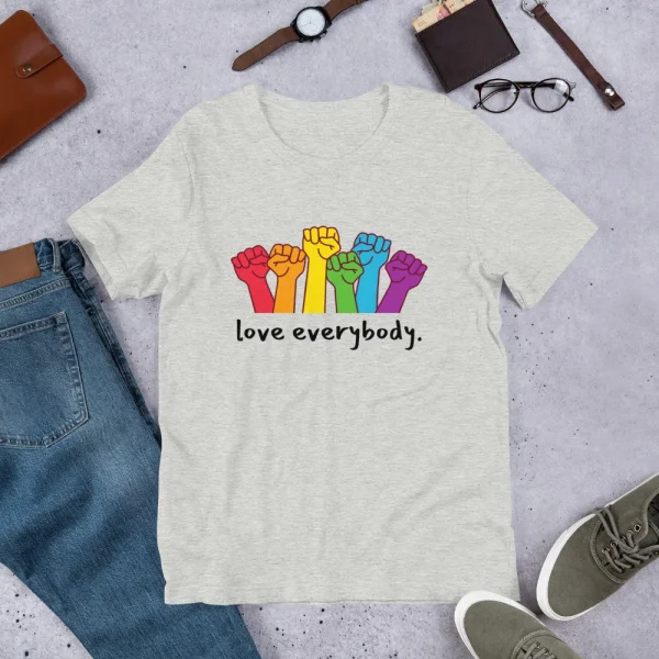 love everybody T-Shirt - Image 7